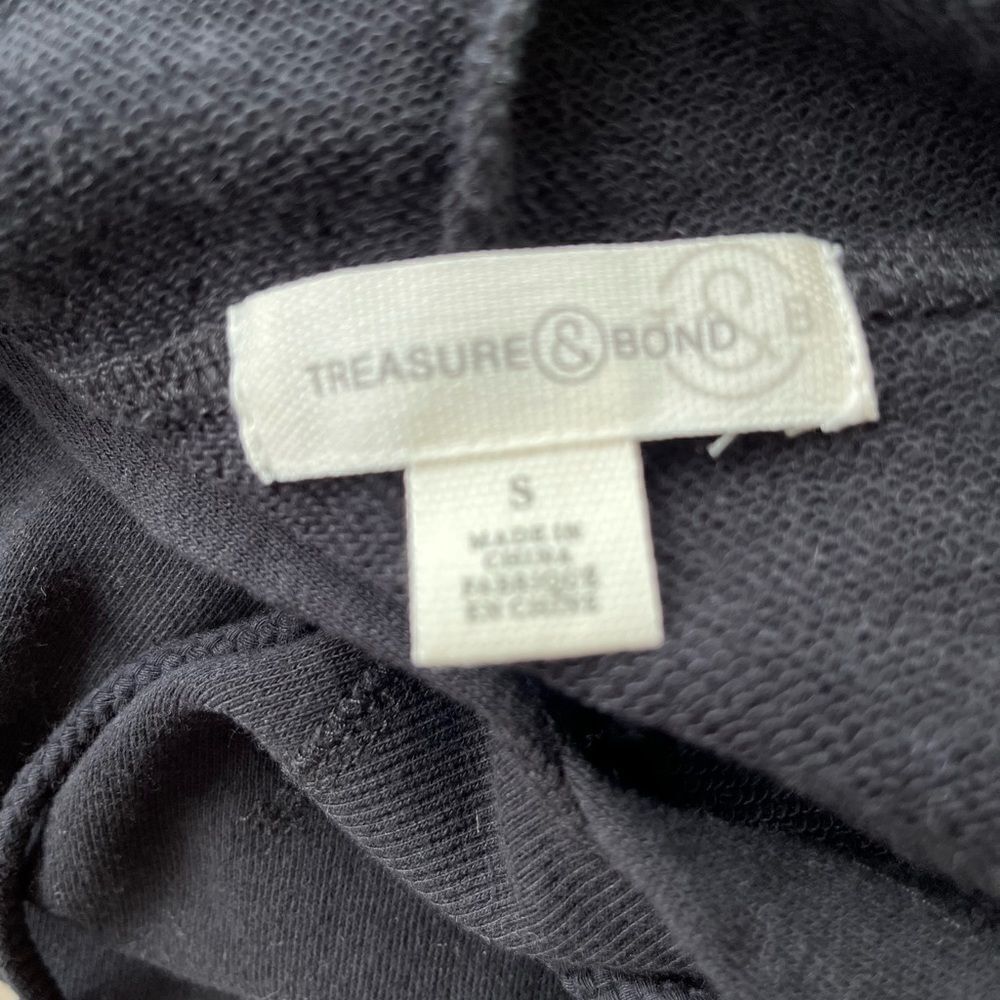 New With Tags Treasure & Bond Black Cropped Hoodie With Drop Shoulders Size S. — image 7 of 7